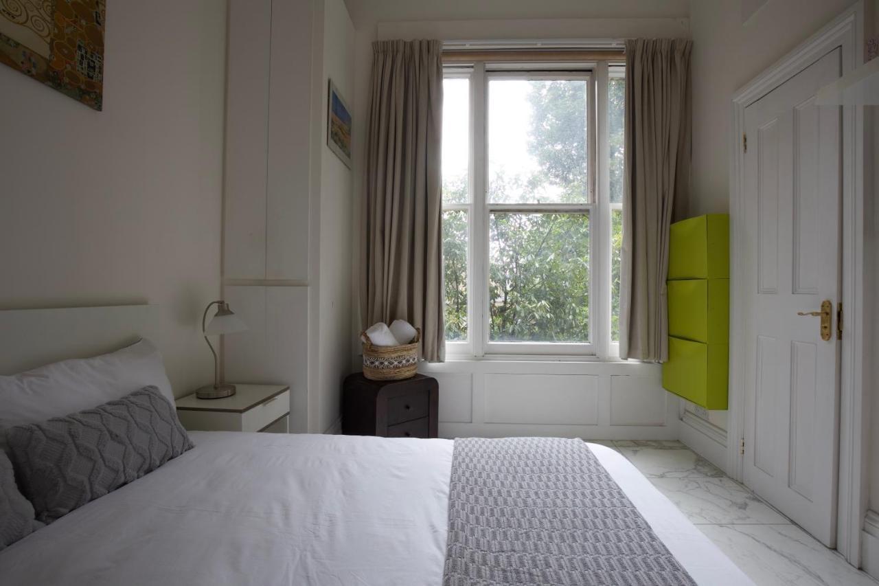 Large 2 Beds Flat Overlooking Clapham Common Park Londyn Zewnętrze zdjęcie