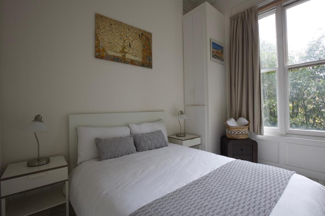 Large 2 Beds Flat Overlooking Clapham Common Park Londyn Zewnętrze zdjęcie