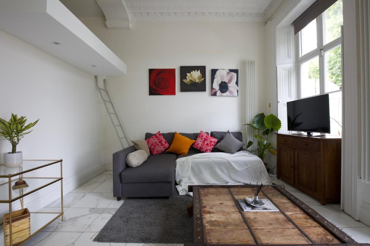 Large 2 Beds Flat Overlooking Clapham Common Park Londyn Zewnętrze zdjęcie