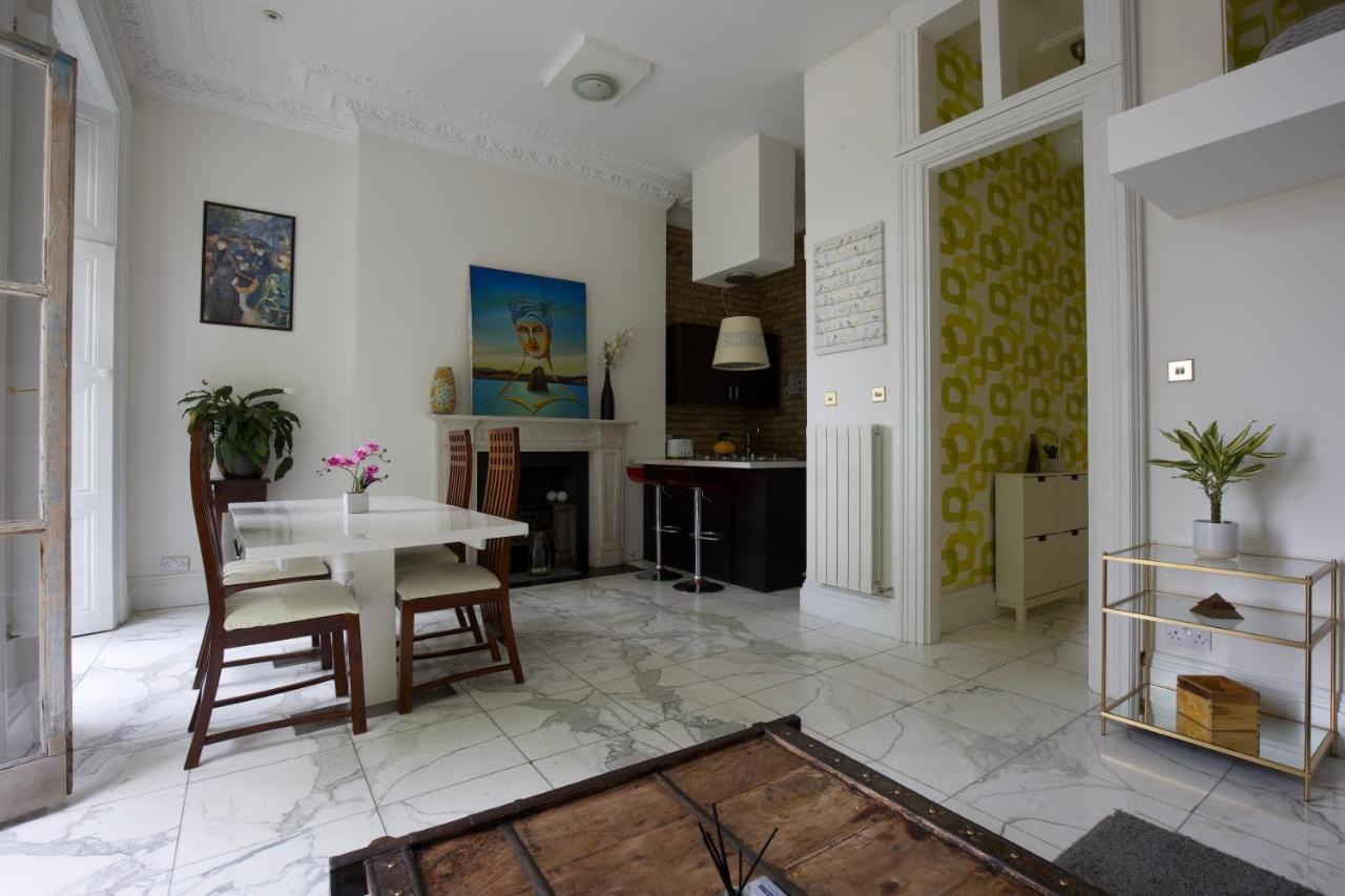 Large 2 Beds Flat Overlooking Clapham Common Park Londyn Zewnętrze zdjęcie