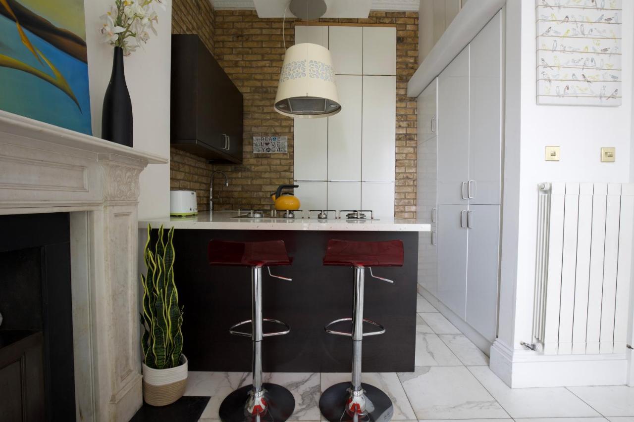 Large 2 Beds Flat Overlooking Clapham Common Park Londyn Zewnętrze zdjęcie